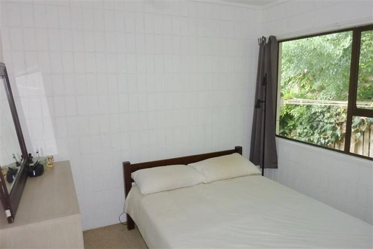 Photo of property in 85a Dignan Street, Point Chevalier, Auckland, 1022