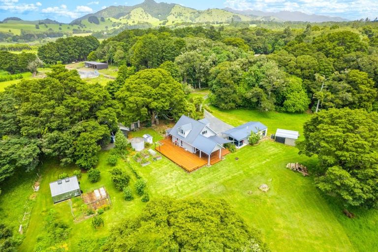 Photo of property in 141 Tauraroa Road, Maungakaramea, Whangarei, 0178
