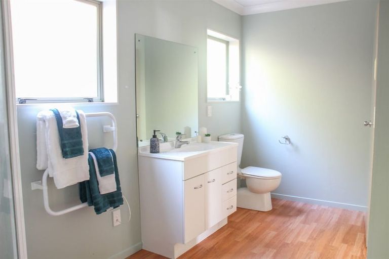 Photo of property in 24 Erlestoke Crescent, Churton Park, Wellington, 6037