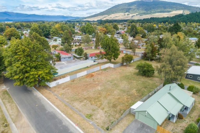Photo of property in 39 Te Iwiheke Place, Turangi, 3334