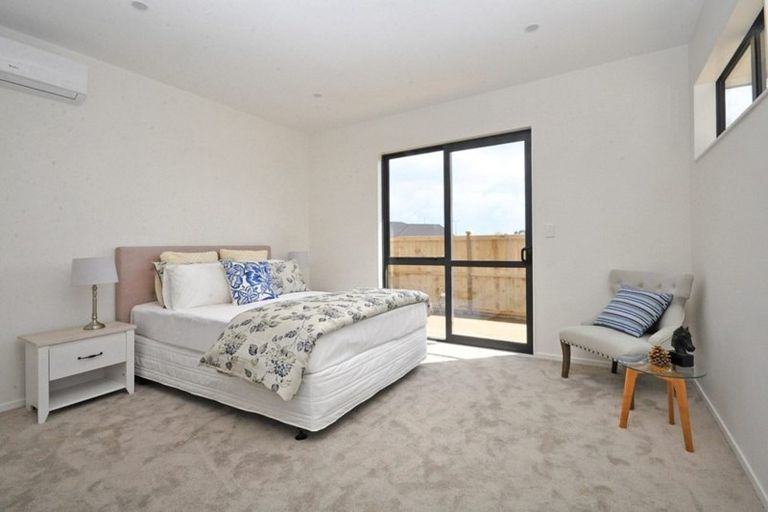 Photo of property in 93 Nobilo Road, Kumeu, 0810