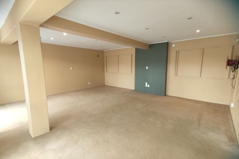 Photo of property in 2 The Boulevard, Sunnyhills, Auckland, 2010