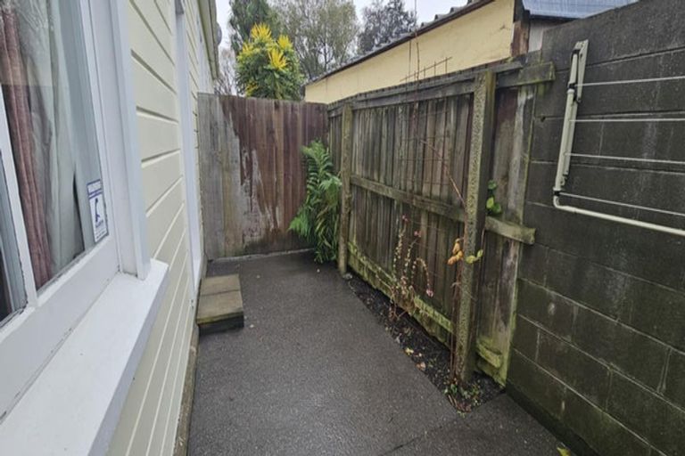 Photo of property in 28 Avonside Drive, Linwood, Christchurch, 8011