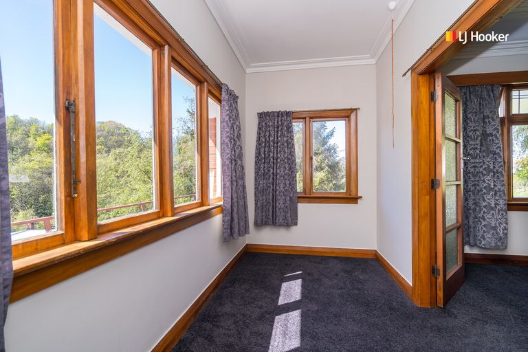 Photo of property in 43 Glen Road, Mornington, Dunedin, 9011