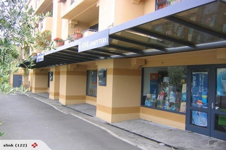 Photo of property in 2c/7-11 Bute Road, Browns Bay, Auckland, 0630