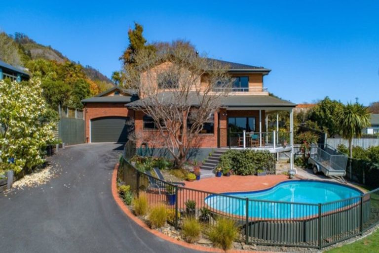 Photo of property in 10 Ngatitama Street, Nelson South, Nelson, 7010