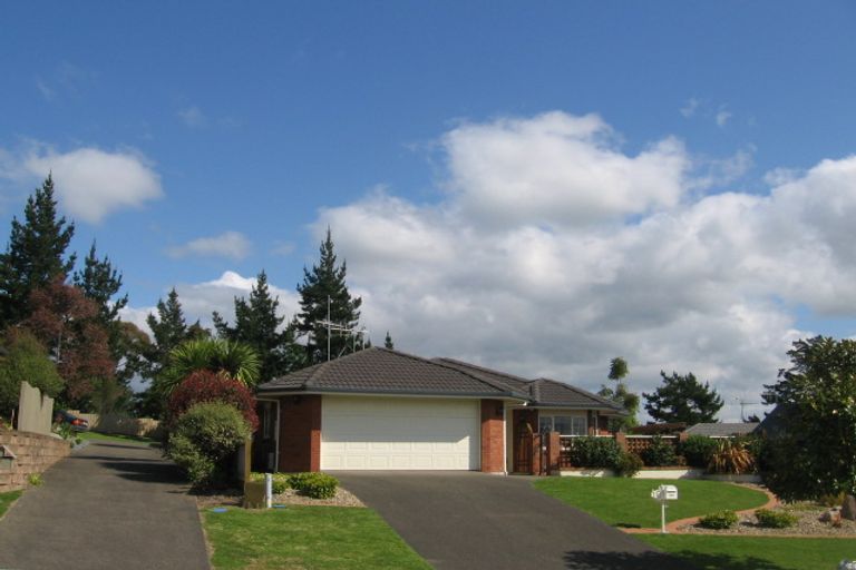 Photo of property in 73 Stableford Drive, Pyes Pa, Tauranga, 3112