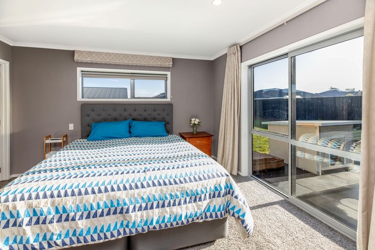 Photo of property in 15 Lignite Drive, Rolleston, 7614