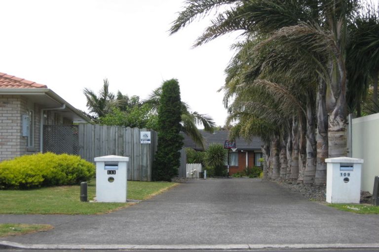 Photo of property in 111 Longford Park Drive, Takanini, 2112