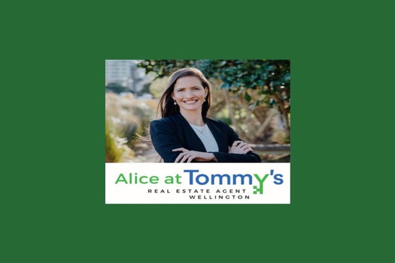 Photo of property in 2/23 Box Hill, Khandallah, Wellington, 6035