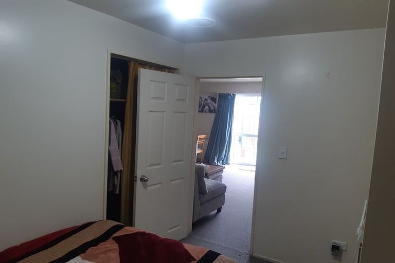 Photo of property in 5a Royal Crescent, Saint Kilda, Dunedin, 9012