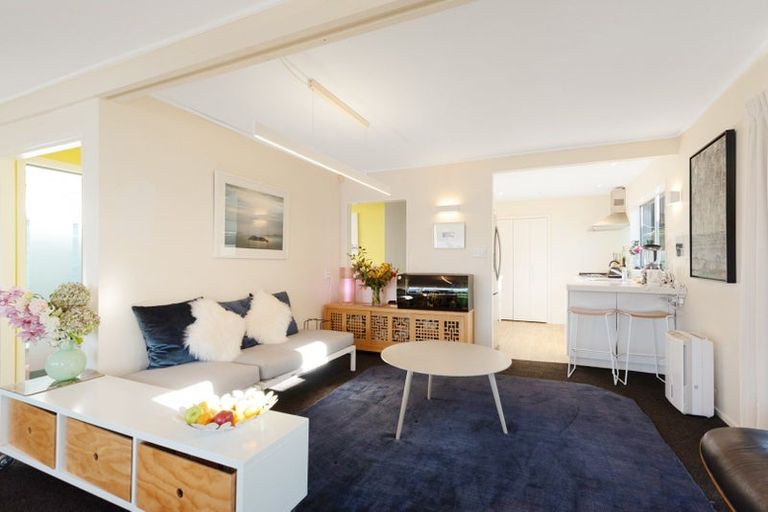 Photo of property in 165 Marine Parade, Seatoun, Wellington, 6022