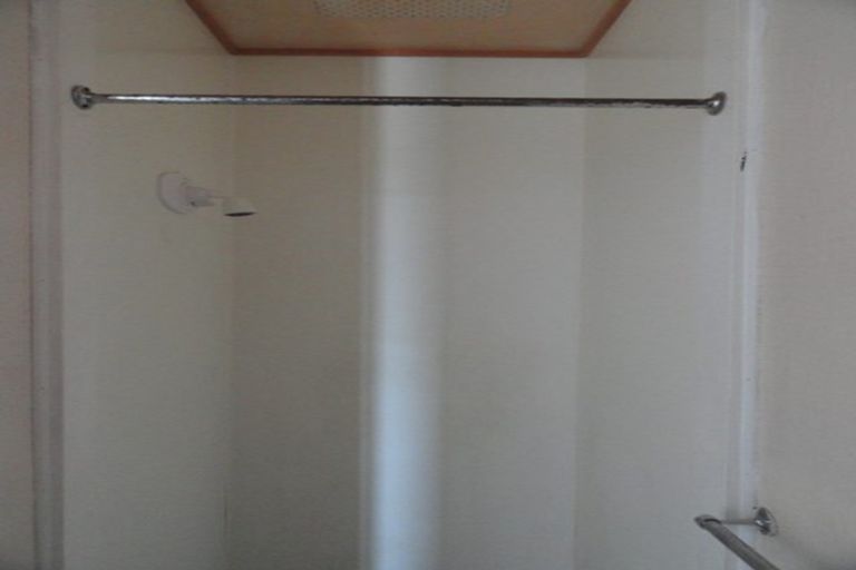 Photo of property in 1-27/21 Te Aroha Street, Hamilton East, Hamilton, 3216