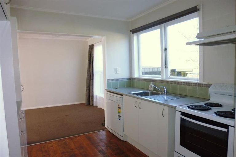 Photo of property in 108 Whites Line East, Waiwhetu, Lower Hutt, 5010