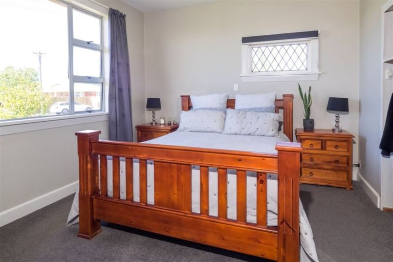 Photo of property in 70 Mcmurdo Street, Tinwald, Ashburton, 7700