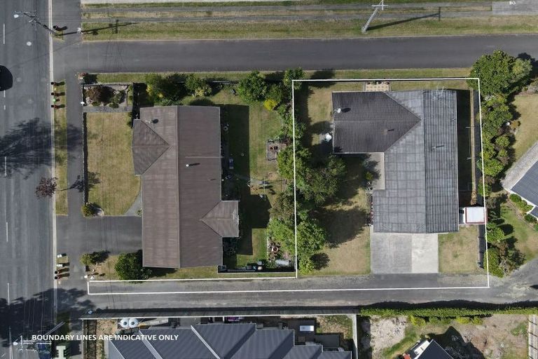 Photo of property in 38 Braid Road, St Andrews, Hamilton, 3200