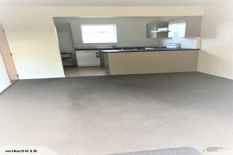 Photo of property in 2/14 Church Square, Addington, Christchurch, 8024