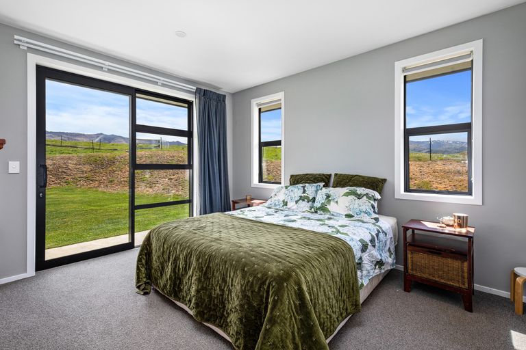 Photo of property in 22 Stones Road, Waikerikeri, Alexandra, 9391