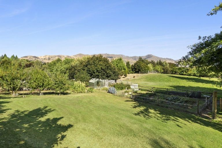 Photo of property in 42 Ballantyne Road, Wanaka, 9305
