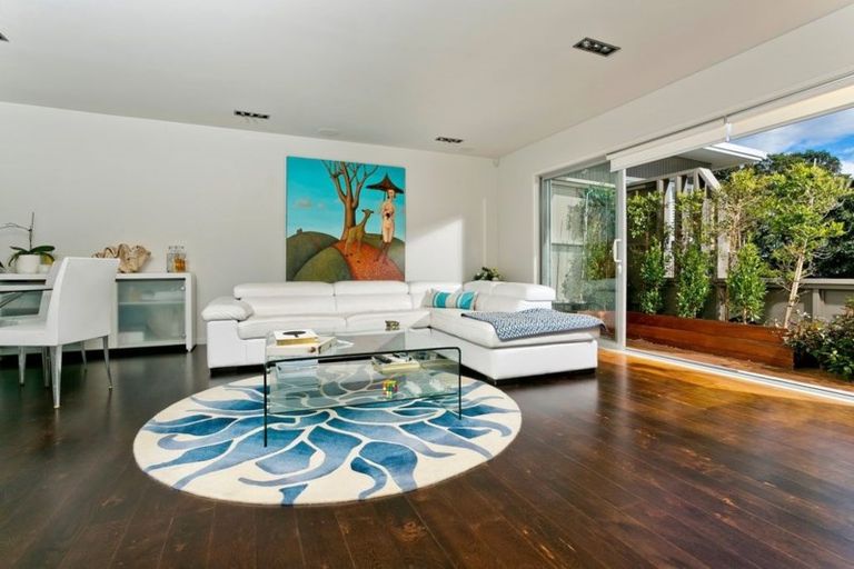 Photo of property in 3/37 Clifton Road, Hauraki, Auckland, 0622