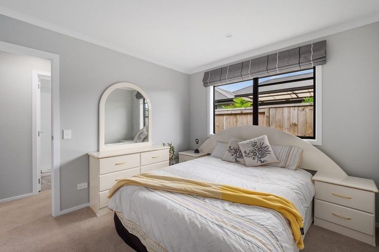 Photo of property in 22 Piata Street, Papamoa Beach, Papamoa, 3118