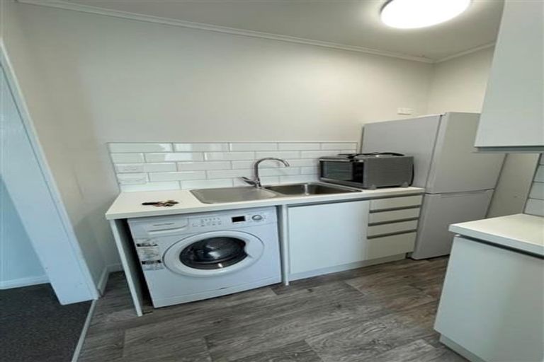 Photo of property in 37 Plunket Street, Kelburn, Wellington, 6012