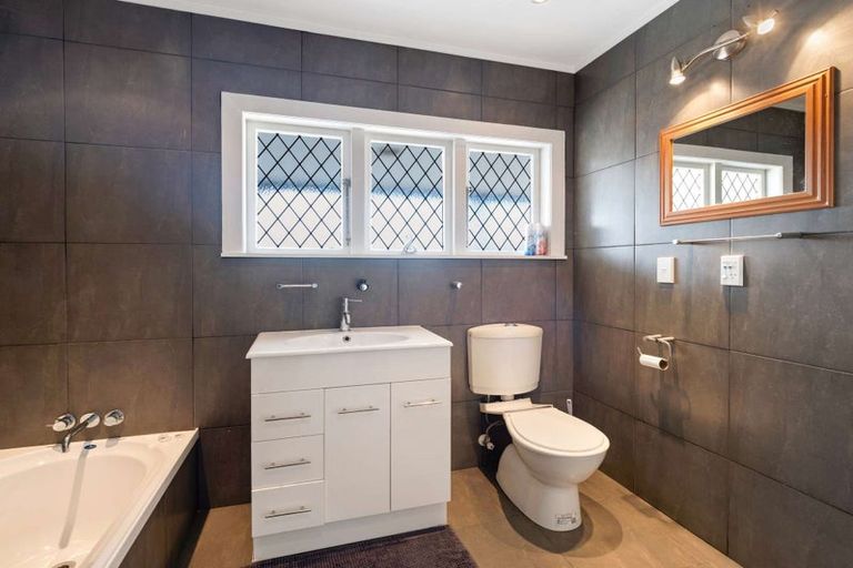 Photo of property in 7 Rutland Street, Levin, 5510