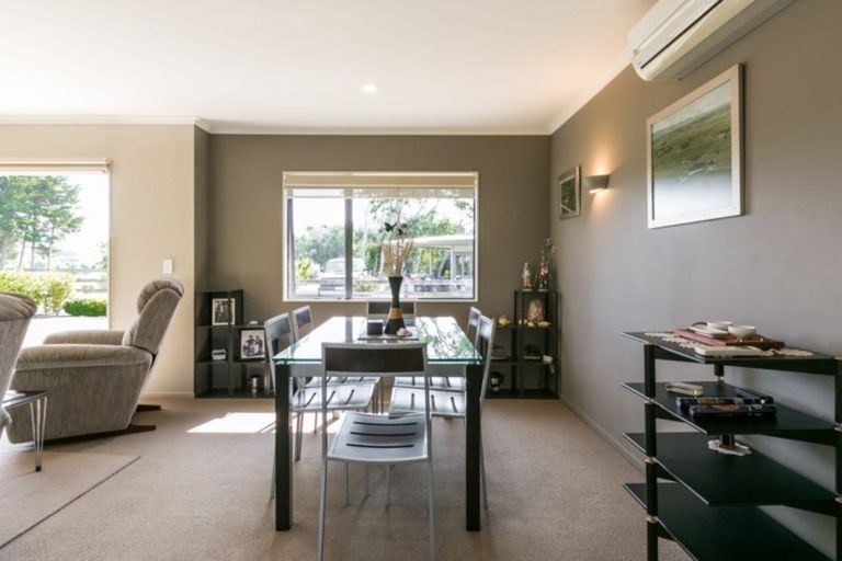 Photo of property in 16 Airini Road, Waimarama, Havelock North, 4294