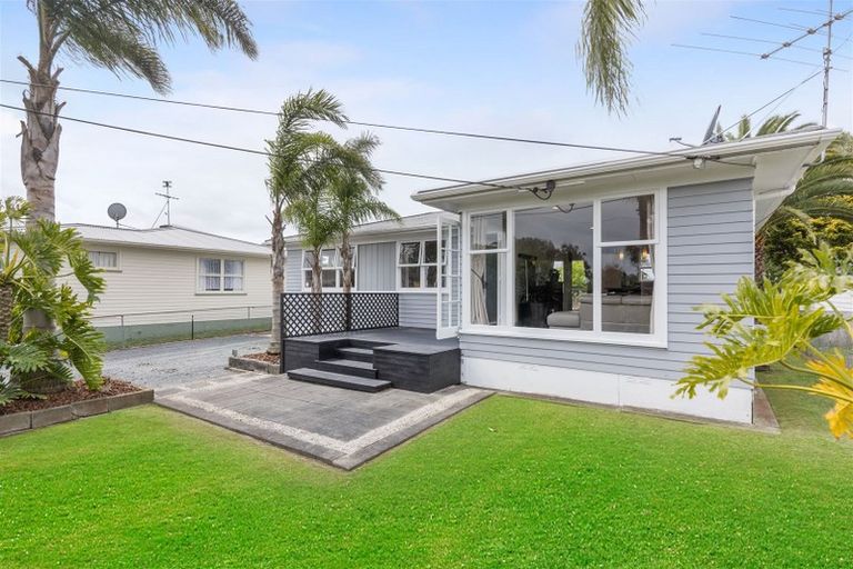 Photo of property in 253 Rangatira Road, Beach Haven, Auckland, 0626