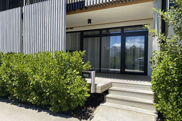 Photo of property in 4/165 Hobsonville Point Road, Hobsonville, Auckland, 0616