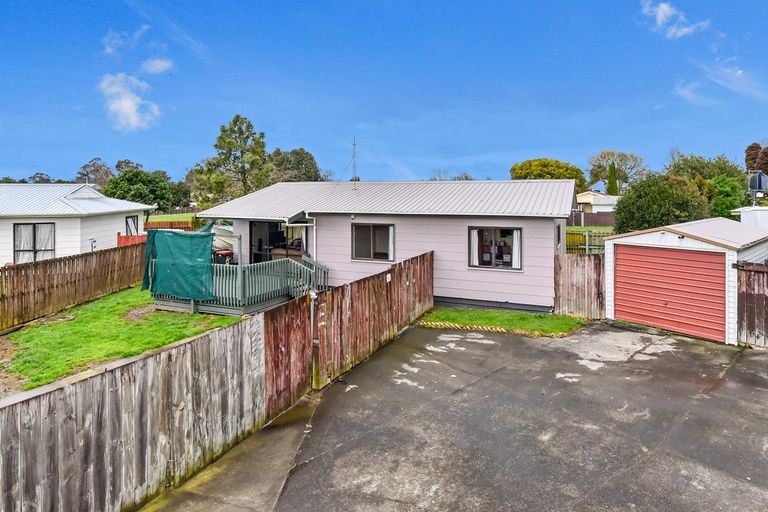 Photo of property in 102c Shifnal Drive, Randwick Park, Auckland, 2105