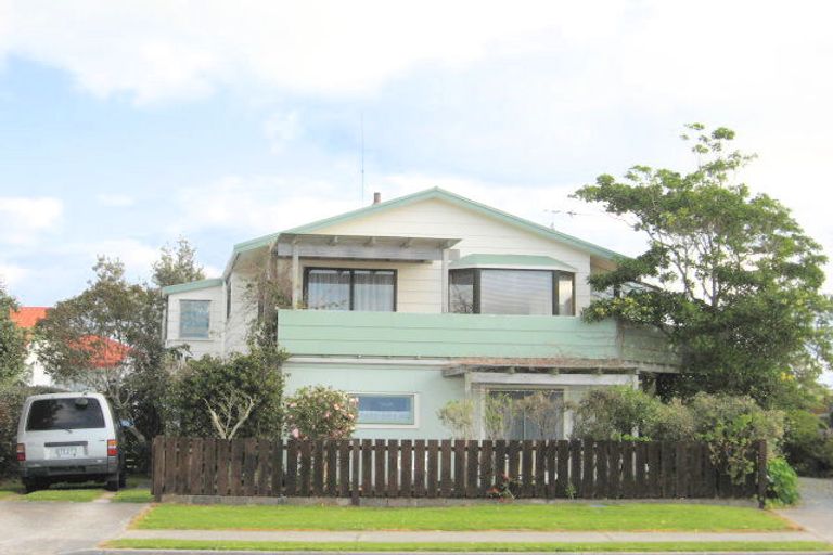 Photo of property in 350 Papamoa Beach Road, Papamoa Beach, Papamoa, 3118