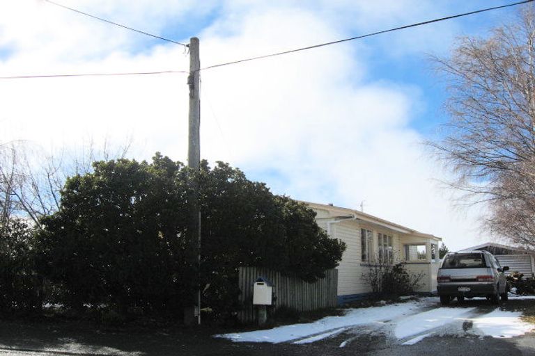 Photo of property in 24 Glencairn Road, Twizel, 7901
