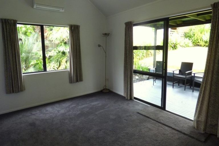 Photo of property in 6 Pounamu Place, Kerikeri, 0294