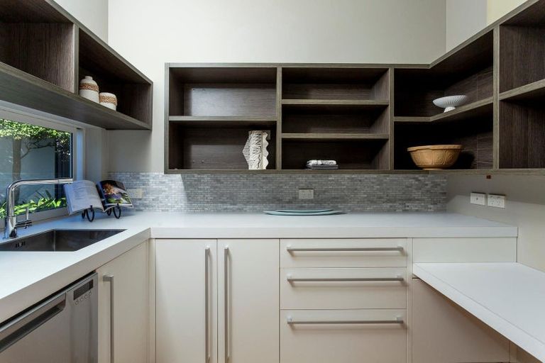 Photo of property in 223a Hurstmere Road, Takapuna, Auckland, 0622