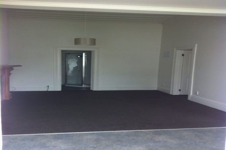 Photo of property in 64 Hinemoa Street, Birkenhead, Auckland, 0626