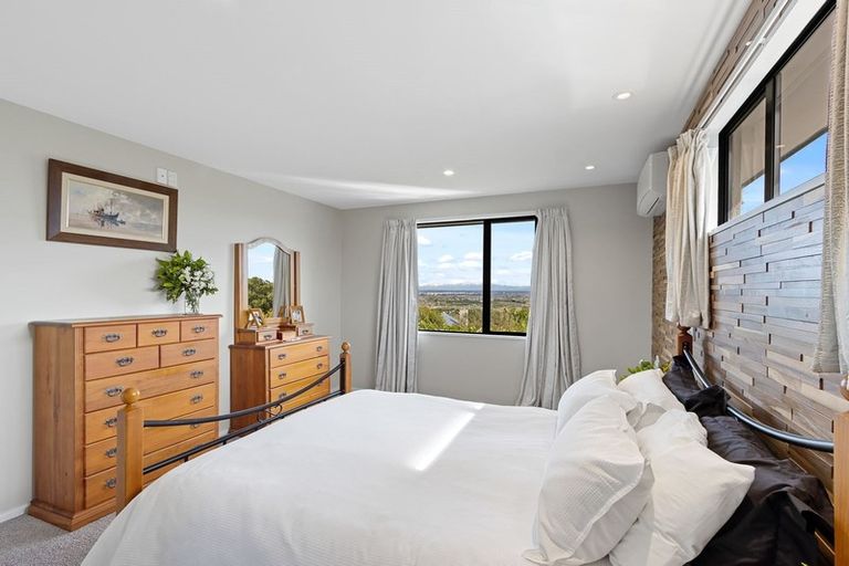 Photo of property in 91 Penruddock Rise, Westmorland, Christchurch, 8025