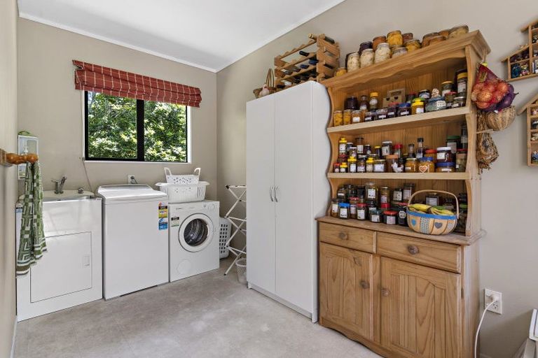 Photo of property in 37 Regent Street, Martinborough, 5711