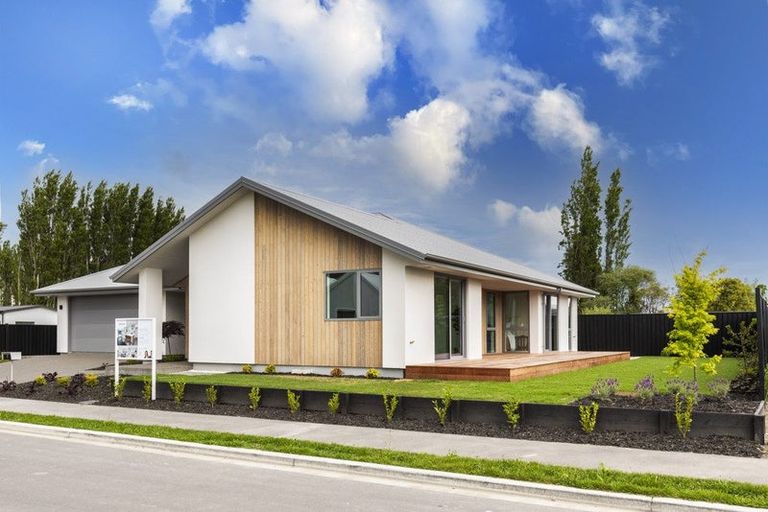 Photo of property in 12 Elsie Lange Way, Casebrook, Christchurch, 8051