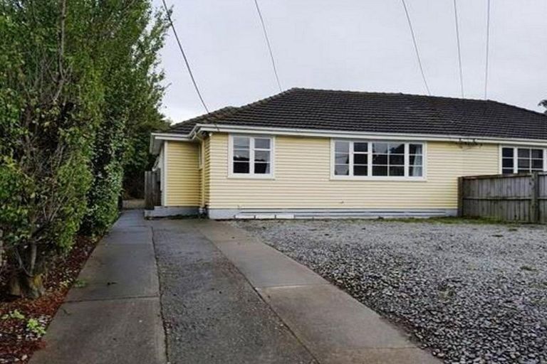 Photo of property in 6 Renfrew Street, Upper Riccarton, Christchurch, 8041