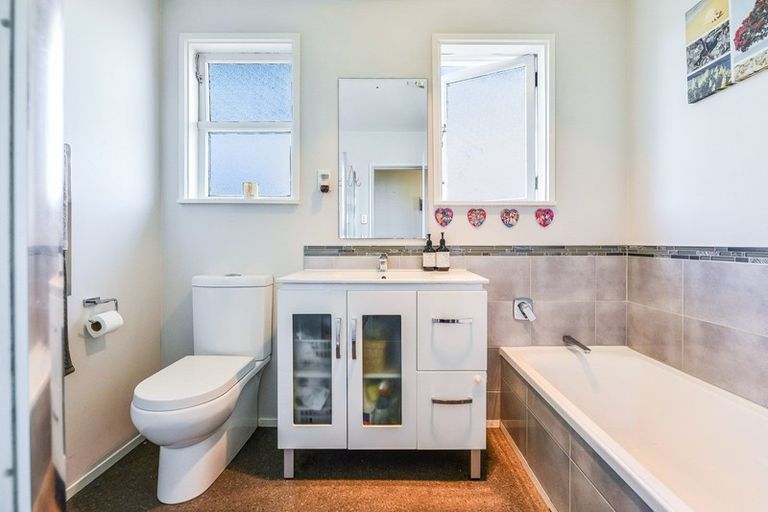 Photo of property in 9 Churchill Avenue, Maeroa, Hamilton, 3200