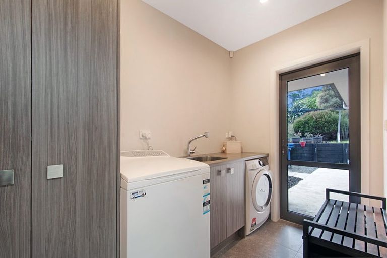 Photo of property in 58e Mcentee Road, Waitakere, Auckland, 0816