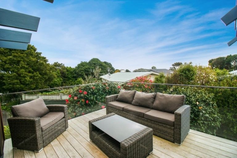 Photo of property in 15f Glen Almond Street, New Plymouth, 4310