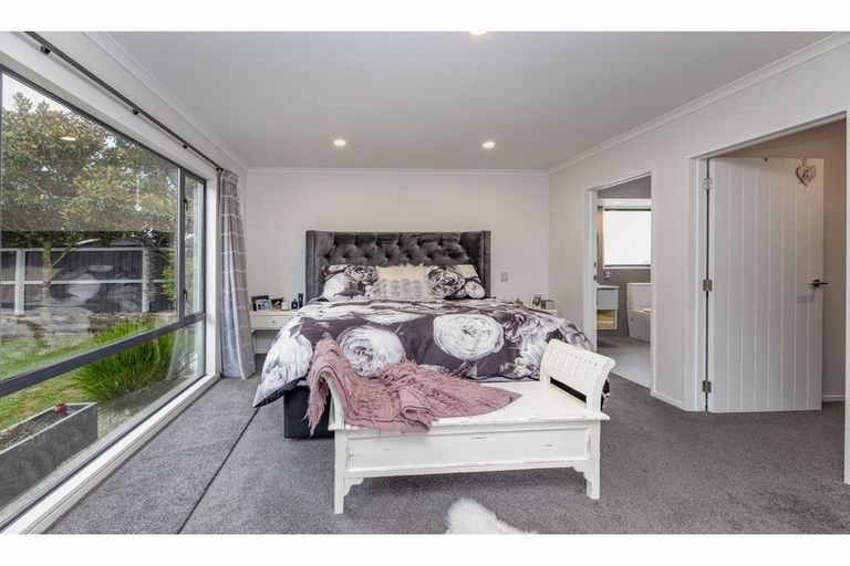 Photo of property in 8 Matawai Close, Rangiora, 7400