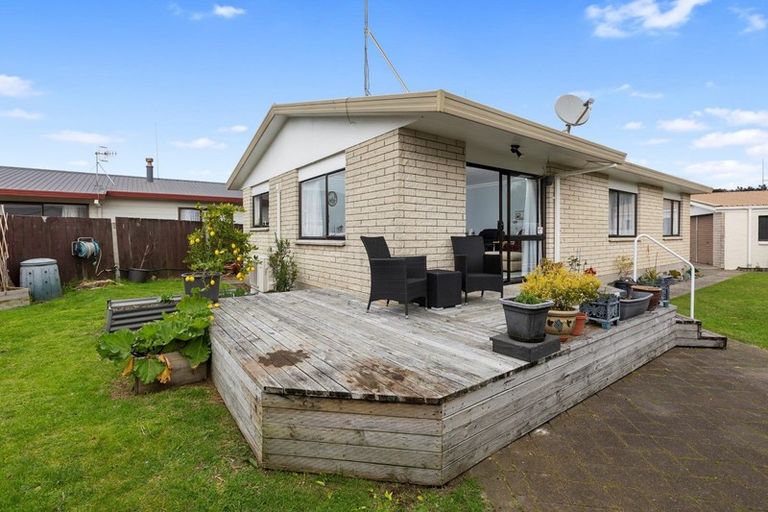 Photo of property in 12c Redditch Place, Papamoa Beach, Papamoa, 3118
