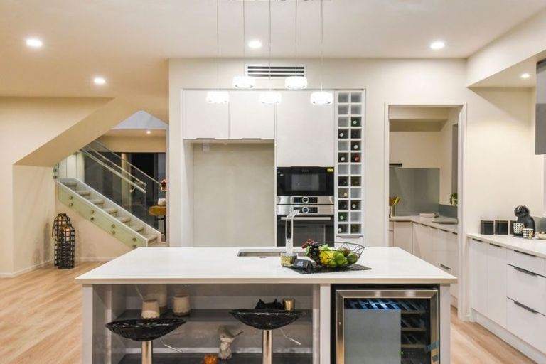 Photo of property in 3 Highway View Lane, Schnapper Rock, Auckland, 0632