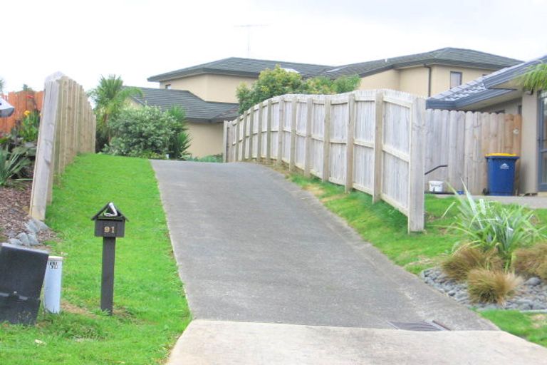 Photo of property in 91 Te Wharau Drive, Greenhithe, Auckland, 0632
