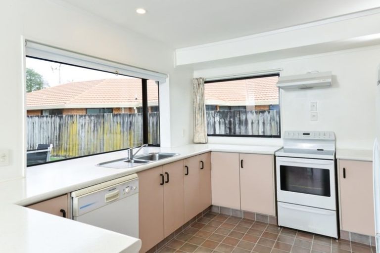 Photo of property in 71 Endeavour Avenue, Flagstaff, Hamilton, 3210