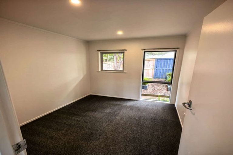 Photo of property in 43c Verbena Road, Birkdale, Auckland, 0626