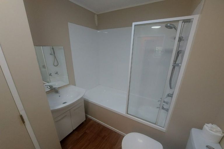 Photo of property in 442a Stokes Valley Road, Stokes Valley, Lower Hutt, 5019